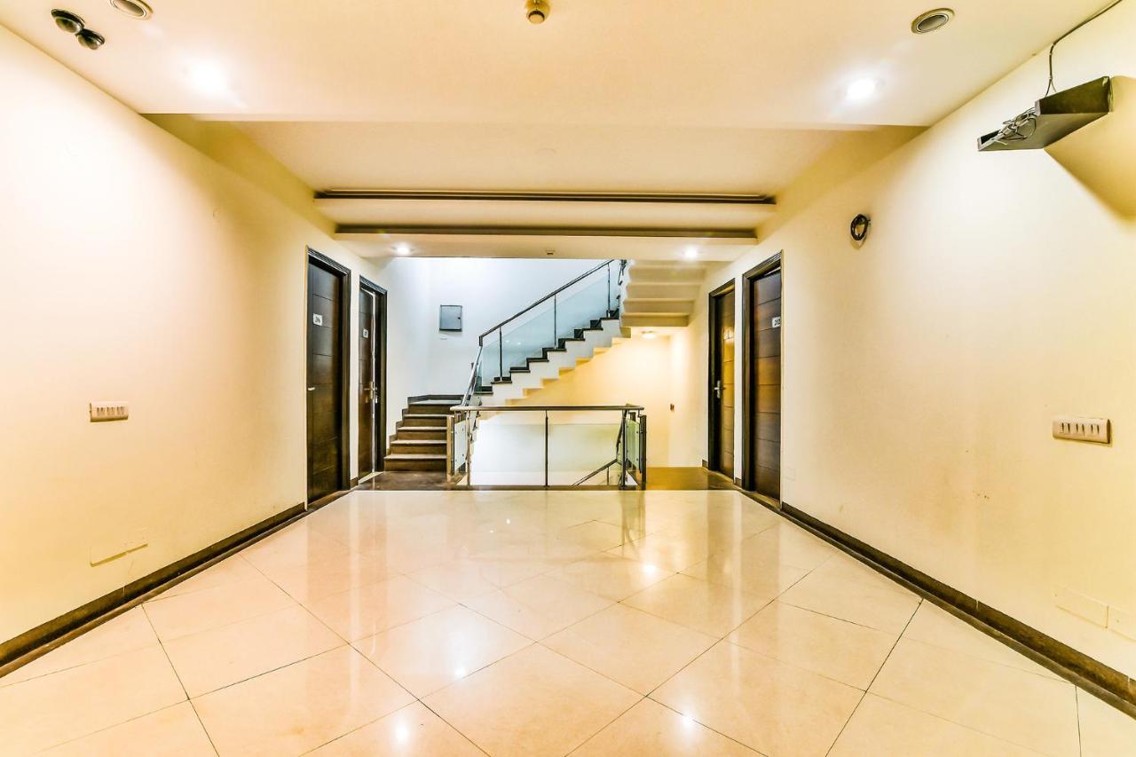 Fabhotel Oasis Dlf Phase 3 Gurgaon Buitenkant foto